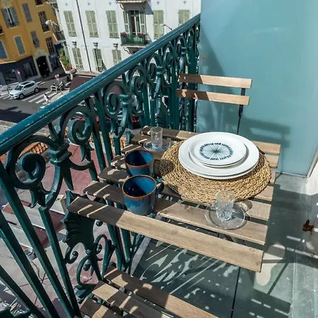 Appartement 301a Charming 2 Refurbished Super Center