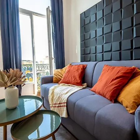 Апартаменты 301a Charming 2 Refurbished Super Center
